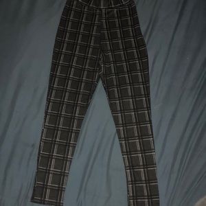 New high waisted checkered leggings from boohoo